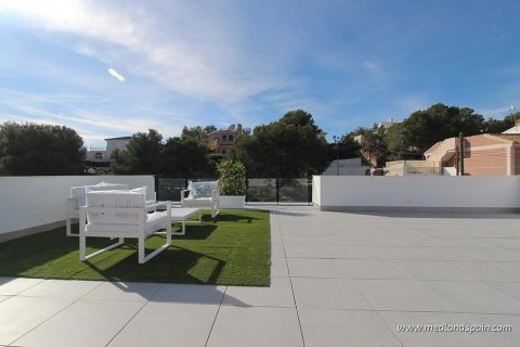 Villa zum Verkauf in Pilar de la Horadada, Alicante, Spanien 3 Schlafzimmer, 103 m2 Nr. 9115 - Foto 3
