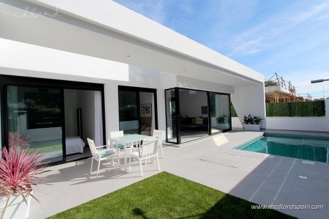 Villa zum Verkauf in Pilar de la Horadada, Alicante, Spanien 3 Schlafzimmer, 103 m2 Nr. 9115 - Foto 14