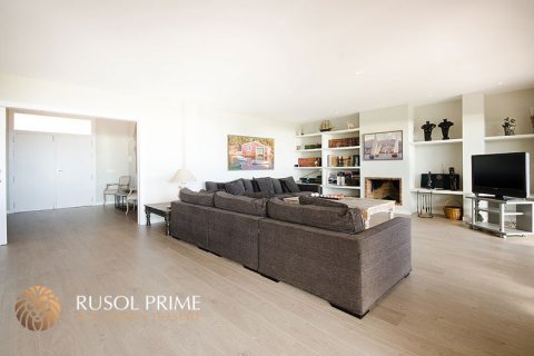 Villa zum Verkauf in Sant Andreu de Llavaneres, Barcelona, Spanien 5 Schlafzimmer, 423 m2 Nr. 8682 - Foto 8