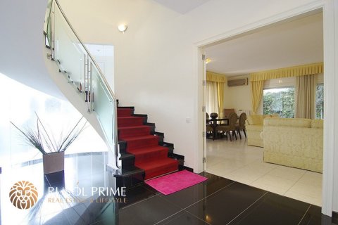 Villa zum Verkauf in Castelldefels, Barcelona, Spanien 5 Schlafzimmer, 350 m2 Nr. 8843 - Foto 13