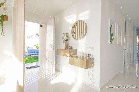 Villa zum Verkauf in Torrevieja, Alicante, Spanien 3 Schlafzimmer, 94 m2 Nr. 9129 - Foto 10