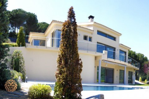 Villa zum Verkauf in Sant Andreu de Llavaneres, Barcelona, Spanien 5 Schlafzimmer, 450 m2 Nr. 8742 - Foto 8