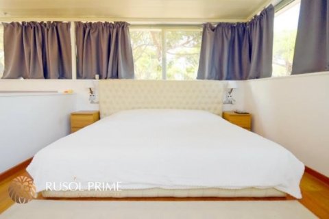 Villa zum Verkauf in Castelldefels, Barcelona, Spanien 5 Schlafzimmer, 320 m2 Nr. 8846 - Foto 7