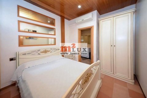 Villa zum Verkauf in Lloret de Mar, Girona, Spanien 4 Schlafzimmer, 696 m2 Nr. 16865 - Foto 10