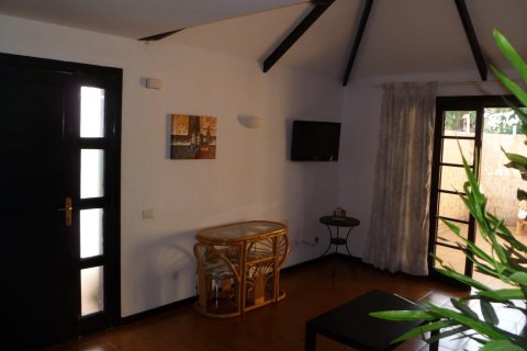Bungalow zum Verkauf in Adeje, Tenerife, Spanien 1 Schlafzimmer, 53 m2 Nr. 18399 - Foto 6