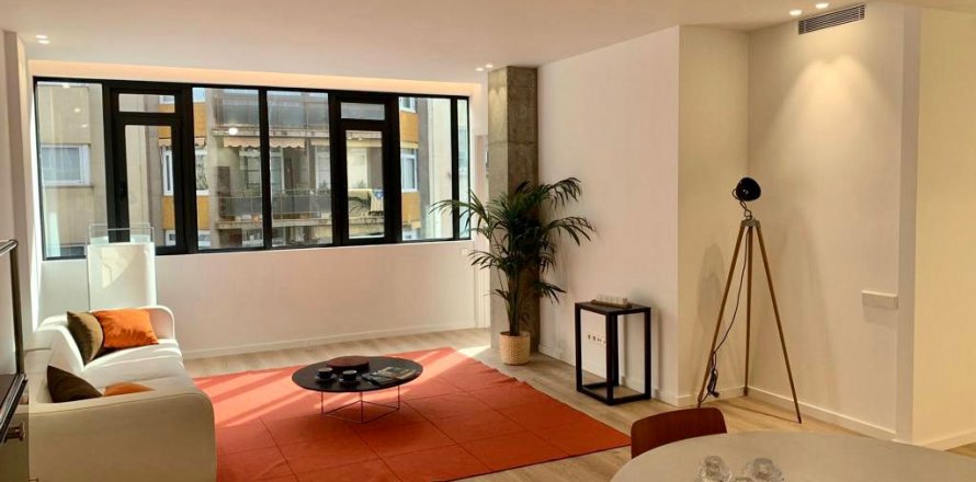 Wohnung in Barcelona, Spanien 3 Zimmer, 116 m2 Nr. 15866