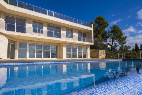 Villa zum Verkauf in Tossa de Mar, Girona, Spanien 5 Schlafzimmer, 571 m2 Nr. 15920 - Foto 1