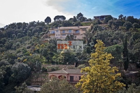 Villa zum Verkauf in Platja D'aro, Girona, Spanien 3 Schlafzimmer, 295 m2 Nr. 16740 - Foto 1
