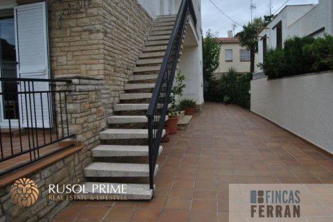 House zum Verkauf Coma-Ruga, Tarragona, Spanien 8 Schlafzimmer, 220 m2 Nr. 12000 - Foto 9