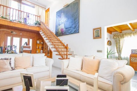 Villa zum Verkauf in El Toro, Mallorca, Spanien 4 Schlafzimmer, 200 m2 Nr. 18483 - Foto 8