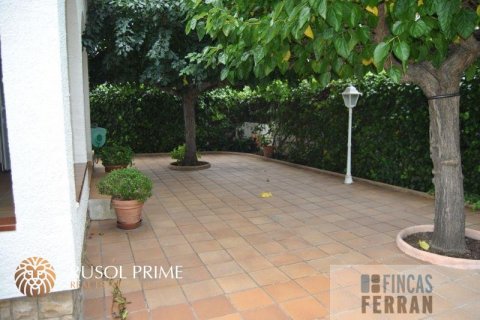 House zum Verkauf Coma-Ruga, Tarragona, Spanien 8 Schlafzimmer, 220 m2 Nr. 12000 - Foto 4