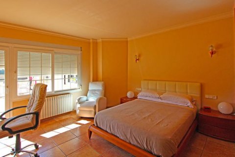 Villa zum Verkauf in Santa Ponsa, Mallorca, Spanien 5 Schlafzimmer, 300 m2 Nr. 18448 - Foto 5