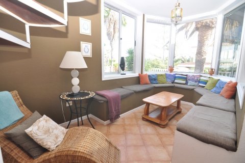 Villa zum Verkauf in Costa del Silencio, Tenerife, Spanien 4 Schlafzimmer, 300 m2 Nr. 18394 - Foto 27