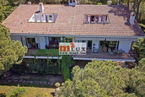 Villa zum Verkauf in Lloret de Mar, Girona, Spanien 8 Schlafzimmer, 630 m2 Nr. 16693 - Foto 1