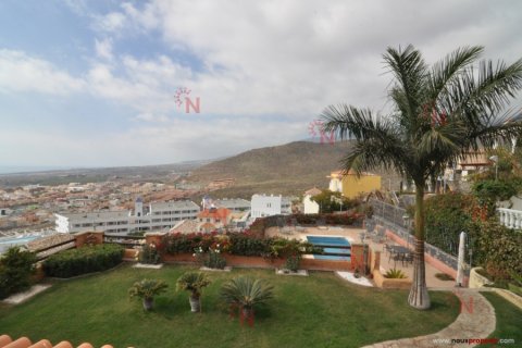 Villa zum Verkauf in Torviscas, Tenerife, Spanien 3 Schlafzimmer, 400 m2 Nr. 18327 - Foto 29