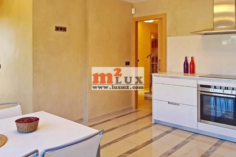 Villa zum Verkauf in Lloret de Mar, Girona, Spanien 3 Schlafzimmer, 369 m2 Nr. 16687 - Foto 18