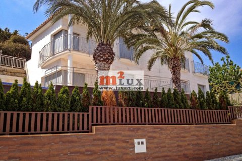Villa zum Verkauf in Lloret de Mar, Girona, Spanien 3 Schlafzimmer, 369 m2 Nr. 16687 - Foto 1
