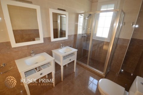 Villa zum Verkauf in Orihuela, Alicante, Spanien 6 Schlafzimmer, 500 m2 Nr. 11459 - Foto 17