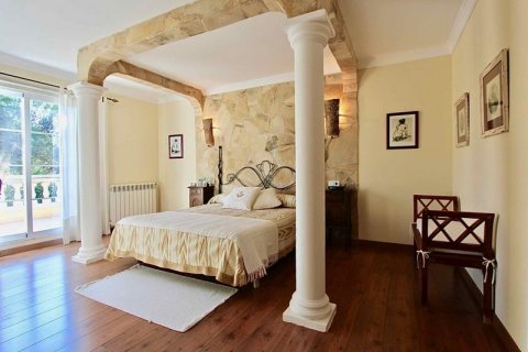 Villa zum Verkauf in Santa Ponsa, Mallorca, Spanien 5 Schlafzimmer, 330 m2 Nr. 18466 - Foto 2