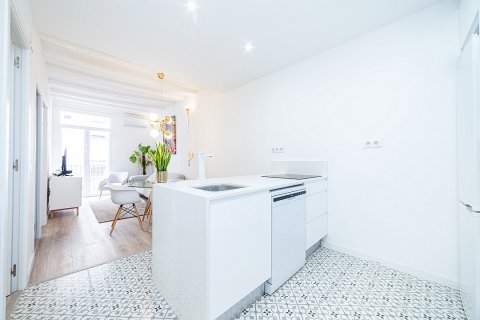 Wohnung zum Verkauf in Barcelona, Spanien 2 Zimmer, 50 m2 Nr. 15844 - Foto 13