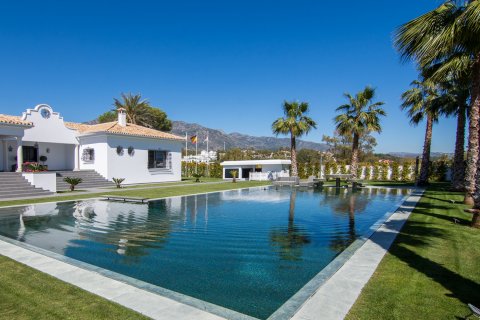 Villa zum Verkauf in Marbella, Malaga, Spanien 7 Schlafzimmer, 1000 m2 Nr. 21155 - Foto 1