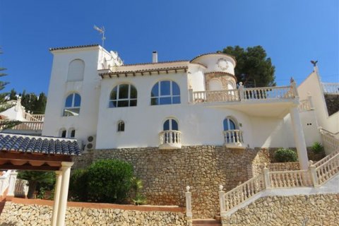Villa zum Verkauf in Benissa, Alicante, Spanien 5 Schlafzimmer, 415 m2 Nr. 24914 - Foto 2