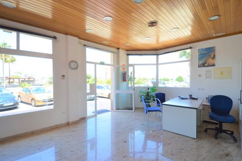 Gewerbeimmobilien zum Verkauf in Campoamor, Alicante, Spanien 2 Schlafzimmer, 93 m2 Nr. 19401 - Foto 2