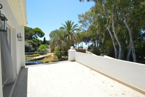 Villa zum Verkauf in Marbella, Malaga, Spanien 6 Schlafzimmer, 2644 m2 Nr. 20910 - Foto 19