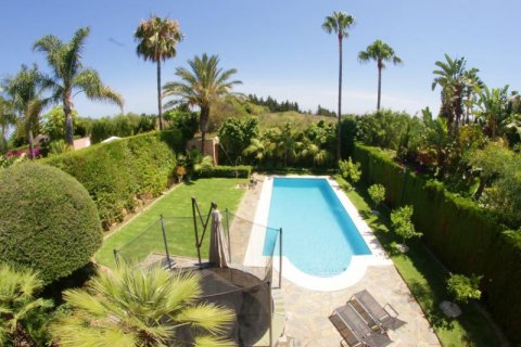 Villa zum Verkauf in Marbella, Malaga, Spanien 6 Schlafzimmer, 473 m2 Nr. 20906 - Foto 2