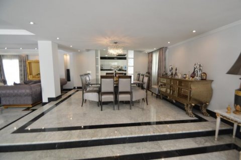 Villa zum Verkauf in Marbella, Malaga, Spanien 6 Schlafzimmer, 2644 m2 Nr. 20910 - Foto 6