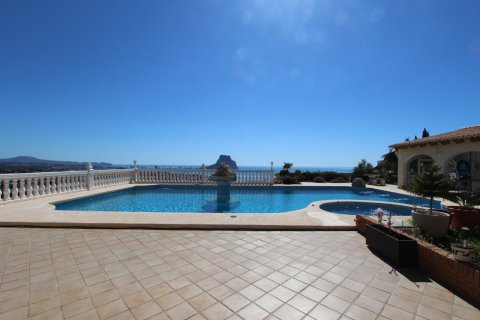 Villa zum Verkauf in Calpe, Alicante, Spanien 6 Schlafzimmer, 609 m2 Nr. 24911 - Foto 2