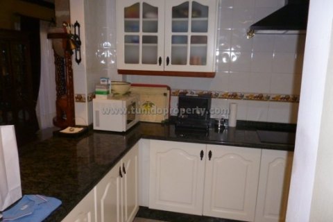 Villa zum Verkauf in Torviscas, Tenerife, Spanien 4 Schlafzimmer, 400 m2 Nr. 24286 - Foto 17