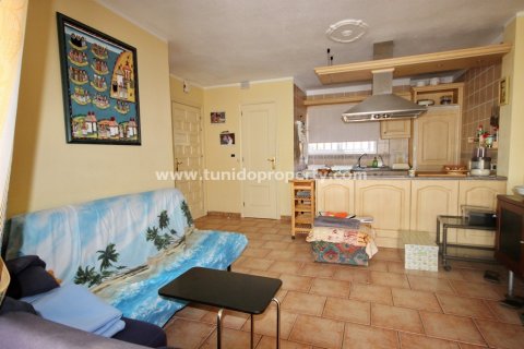 Duplex zum Verkauf in Costa del Silencio, Tenerife, Spanien 3 Schlafzimmer,  Nr. 24377 - Foto 11