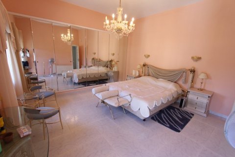 Villa zum Verkauf in Calpe, Alicante, Spanien 6 Schlafzimmer, 609 m2 Nr. 24911 - Foto 19