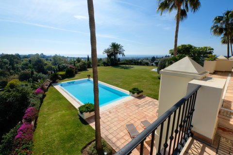 Villa zum Verkauf in Marbella, Malaga, Spanien 5 Schlafzimmer, 1022 m2 Nr. 21134 - Foto 2