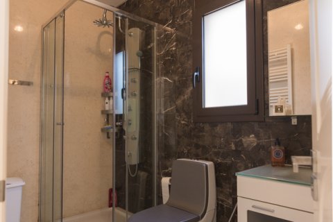 House zum Verkauf in Lloret de Mar, Girona, Spanien 4 Schlafzimmer, 330 m2 Nr. 28569 - Foto 13