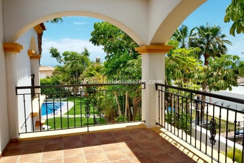 Villa zum Verkauf in Torviscas, Tenerife, Spanien 5 Schlafzimmer, 512 m2 Nr. 24517 - Foto 5