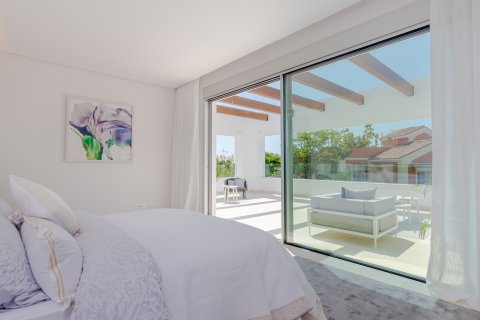 Villa zum Verkauf in San Pedro de Alcantara, Malaga, Spanien 4 Schlafzimmer, 290 m2 Nr. 20904 - Foto 8