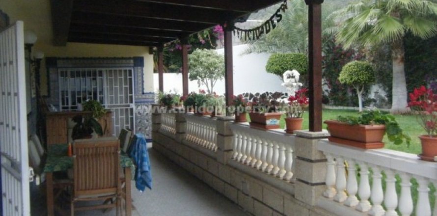 Villa Valle de San Lorenzo, Tenerife, Spanien 3 Schlafzimmer, 257 m2 Nr. 24288