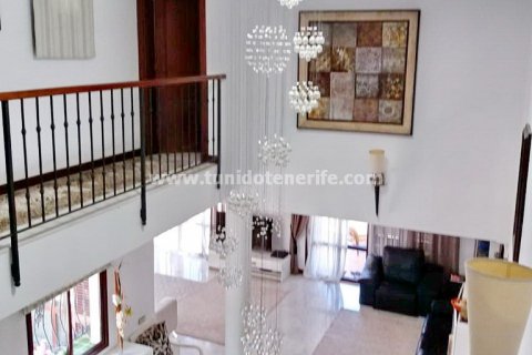 Villa zum Verkauf in Torviscas, Tenerife, Spanien 5 Schlafzimmer, 512 m2 Nr. 24517 - Foto 10