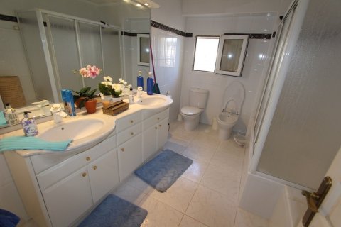 Villa zum Verkauf Calpe, Alicante, Spanien 6 Schlafzimmer, 609 m2 Nr. 24911 - Foto 17