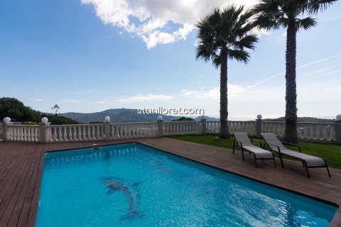 Villa zum Verkauf in Lloret de Mar, Girona, Spanien 4 Schlafzimmer, 330 m2 Nr. 28571 - Foto 9