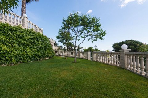 Villa zum Verkauf in Lloret de Mar, Girona, Spanien 4 Schlafzimmer, 330 m2 Nr. 28571 - Foto 12