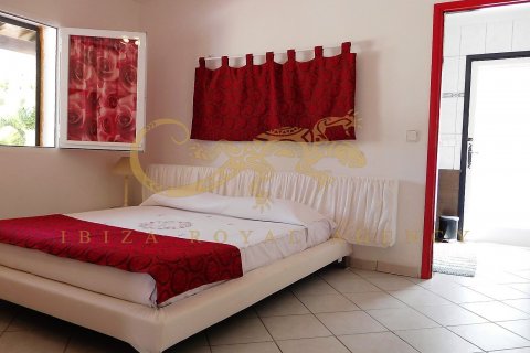 Villa zur Miete in Sant Agusti des Vedra, Ibiza, Spanien 3 Schlafzimmer, 300 m2 Nr. 30839 - Foto 17