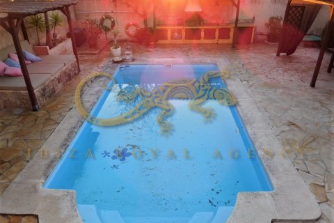Villa zum Verkauf in Jesus, Ibiza, Spanien 3 Schlafzimmer, 184 m2 Nr. 30826 - Foto 8
