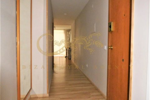 Wohnung zur Miete in Playa d'en Bossa, Ibiza, Spanien 3 Schlafzimmer, 100 m2 Nr. 30881 - Foto 9