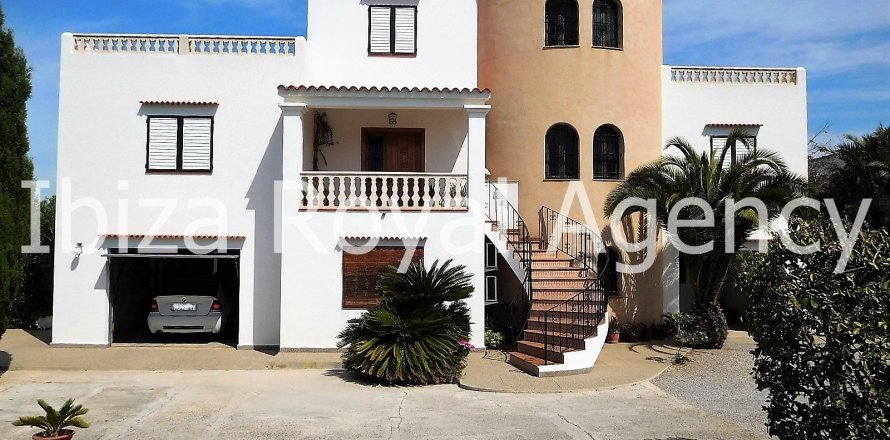 Villa in San Antonio De Portmany, Ibiza, Spanien 4 Schlafzimmer, 230 m2 Nr. 30878