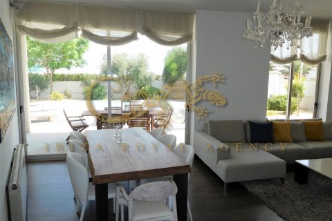 Villa zum Verkauf in Sa Carroca, Ibiza, Spanien 4 Schlafzimmer, 250 m2 Nr. 30860 - Foto 17