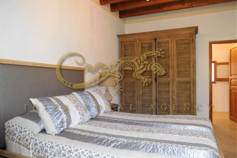 Villa zur Miete in Sant Joan de Labritja, Ibiza, Spanien 4 Schlafzimmer, 240 m2 Nr. 30846 - Foto 26