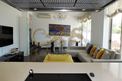 Villa zum Verkauf in Sa Carroca, Ibiza, Spanien 4 Schlafzimmer, 250 m2 Nr. 30860 - Foto 22